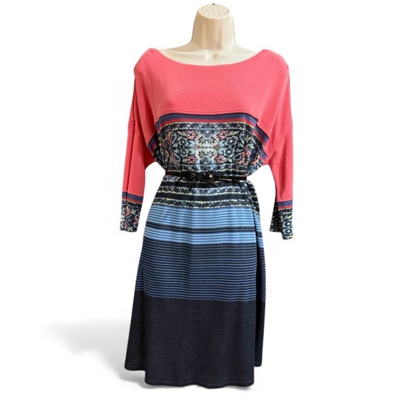 Free People Lightweight Knit Flower/Stripe Dress Sz XS/ Fits big/P2 P 36 inches - Picture 1 of 6